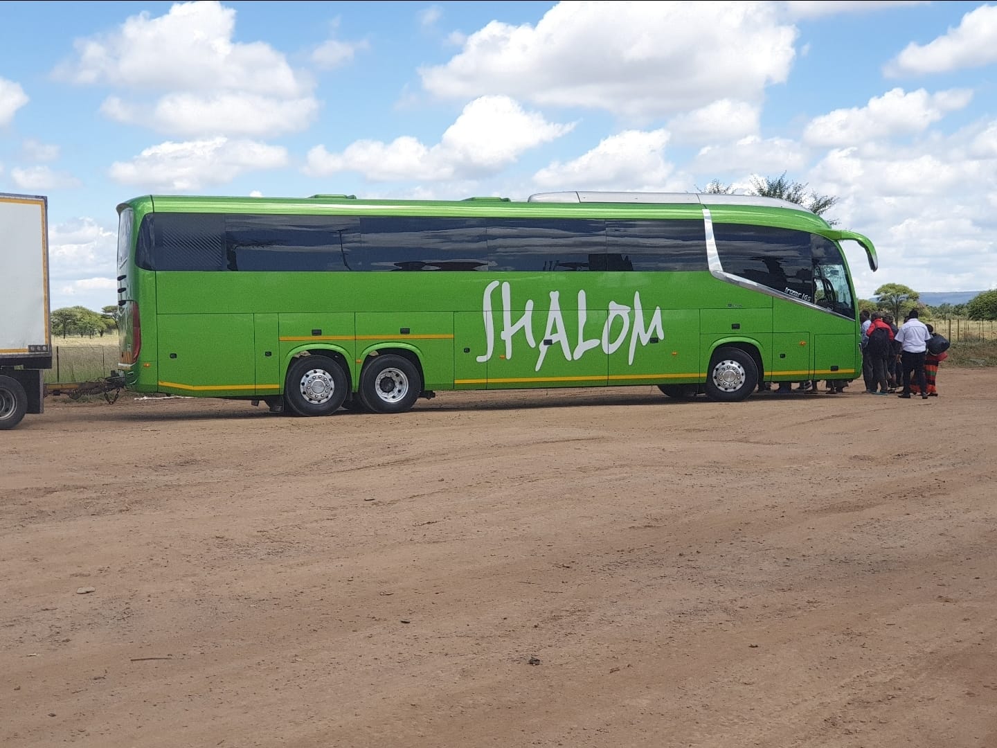 Shalom bus